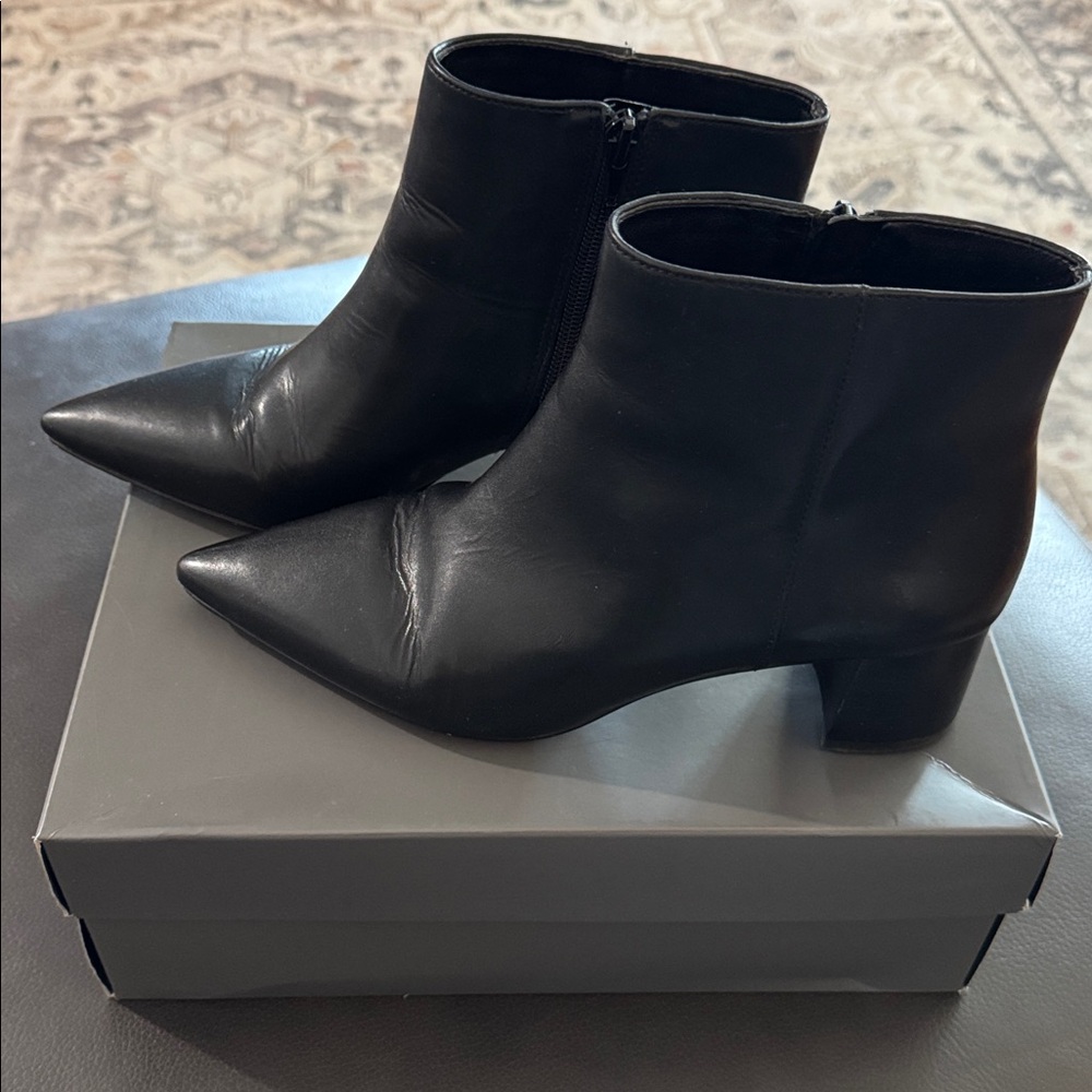 Ann Taylor Black Pointed Leather Ankle Booties with Side Zip